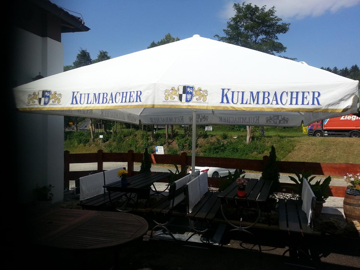 Fraenkischer Hof --- Hotel In Pegnitz --- Schlabecks Fraenkischer Hof 外观 照片